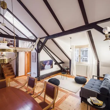 Fine Three-bedroom Gregorciceva Apartment *